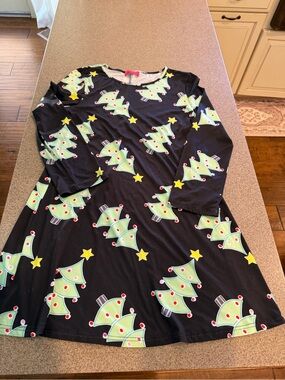 Black Christmas Tree Print Women's dress Festive